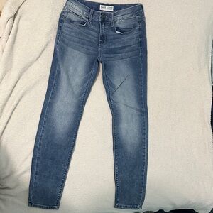 Mudd Faded Blue Low Rise Skinny Jeans